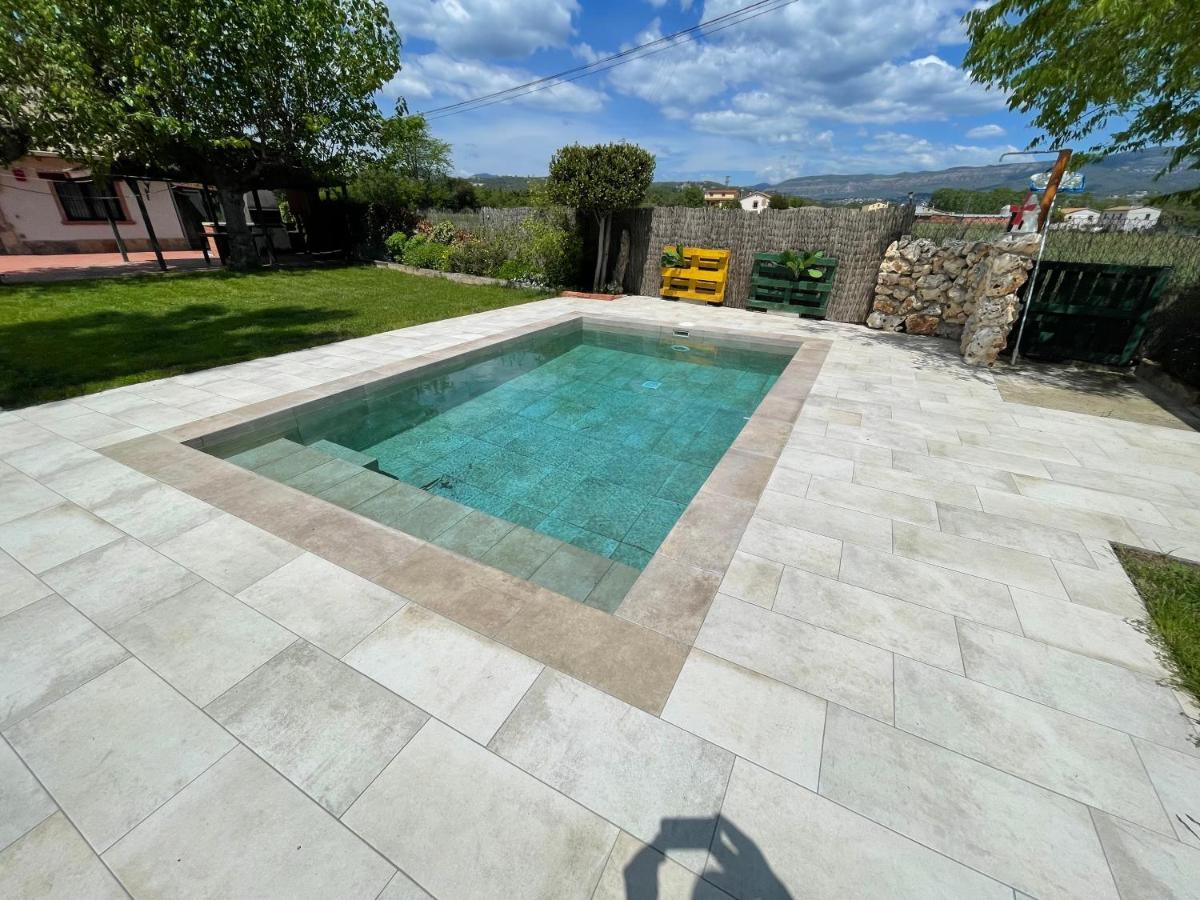 Villa Molí den burch Santa Eulàlia de Ronçana Exterior foto