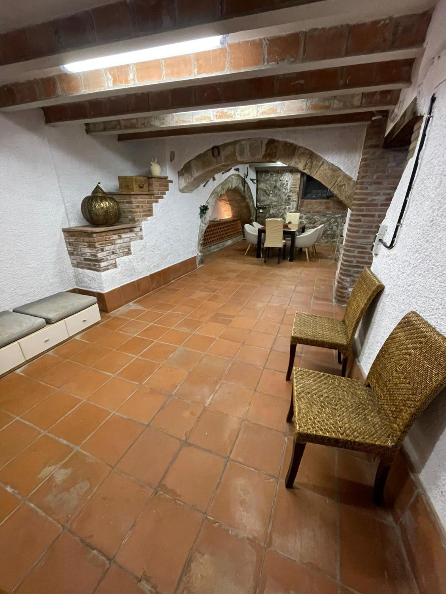 Villa Molí den burch Santa Eulàlia de Ronçana Exterior foto